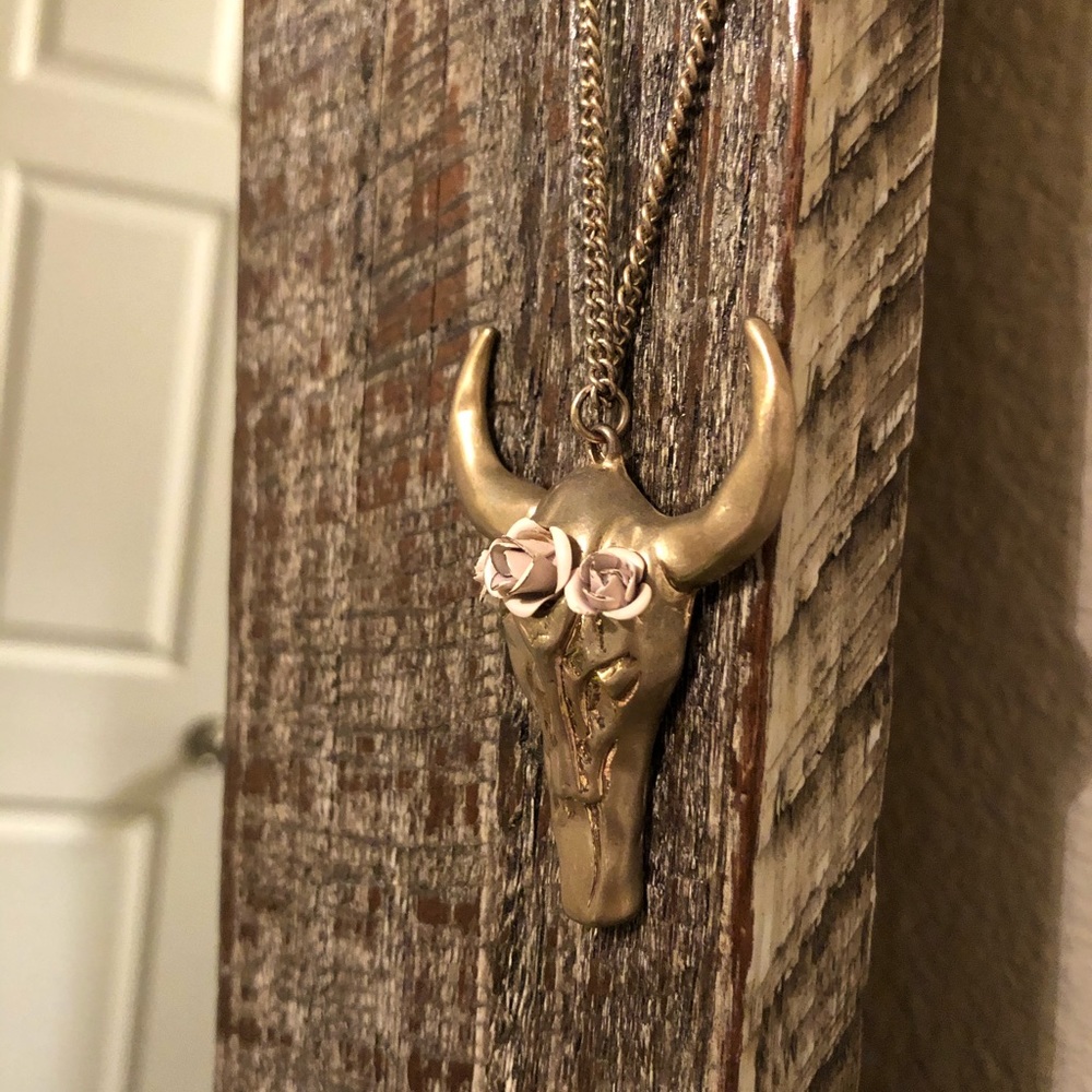 Altar’d State Longhorn Skull Necklace (Long)